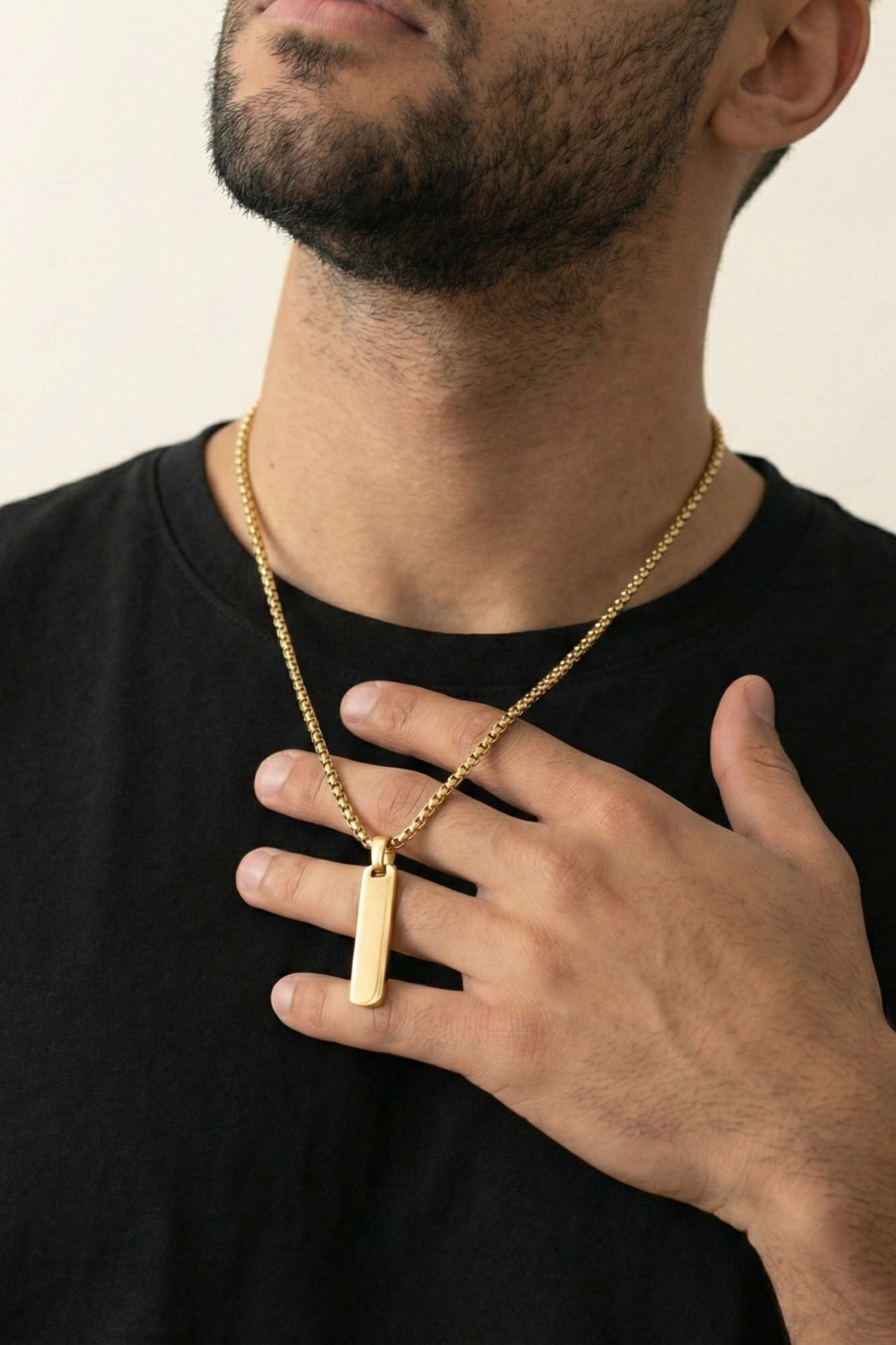 Collar Barra4 Dorado